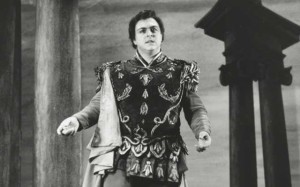 Glyndebourne: Luciano Pavarotti als idomeneo 1964/Foto Guy Gravett//Glyndebourne Archive