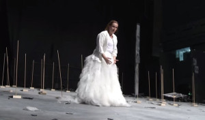 Maria Magdalena Hoifmann als Carlotta in Schrekers "Gezeichneten" in Lyon/Foto youtube