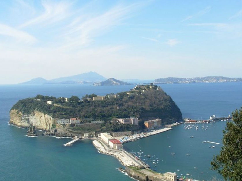 Turbulenzen auf Nisida Opera Lounge